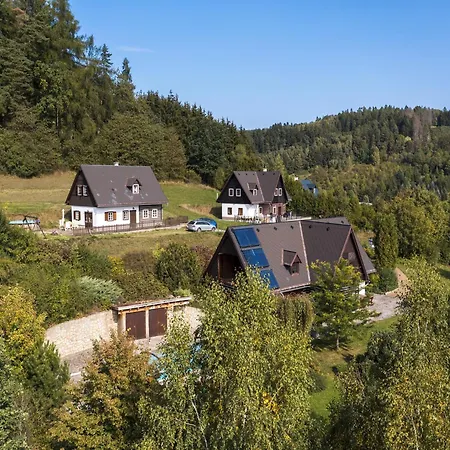 Villa In Czechia With Heated Pool & Mountain Views Vidochov