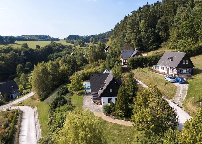 In Czechia With Heated Pool & Mountain Views Willa Vidochov