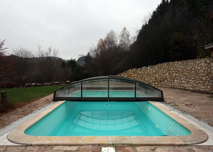 Willa In Czechia With Heated Pool & Mountain Views *